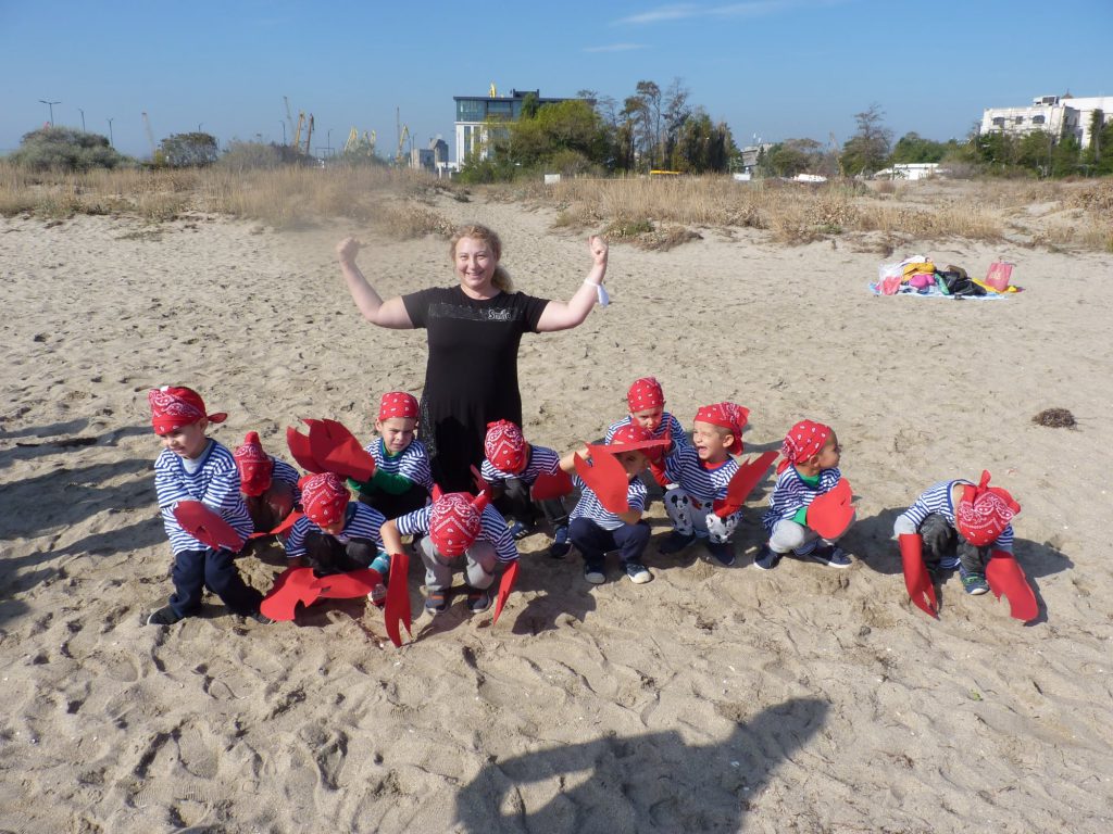 модно ревю by Natalia Yordanova - Ourboox.com