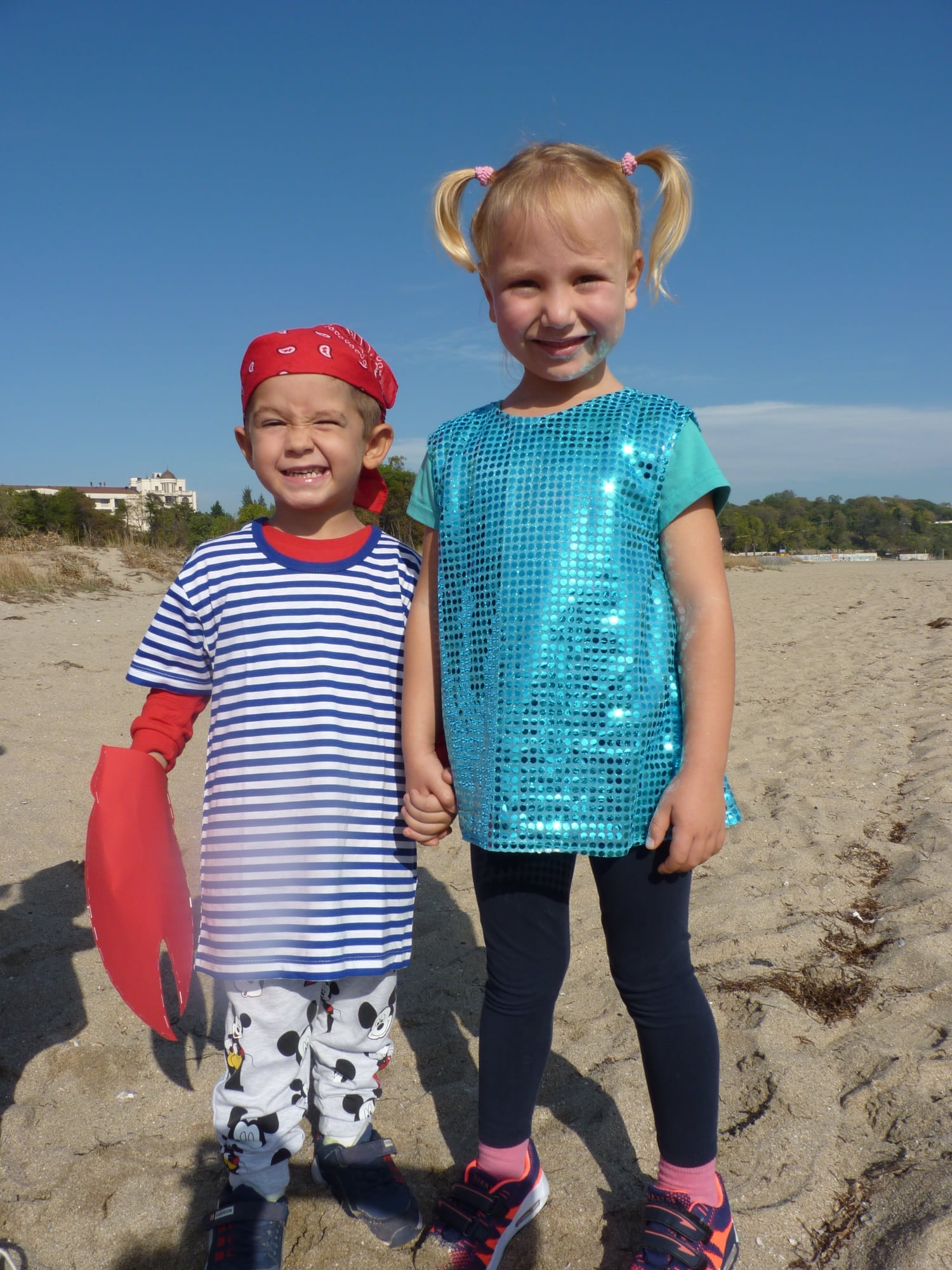 модно ревю by Natalia Yordanova - Ourboox.com