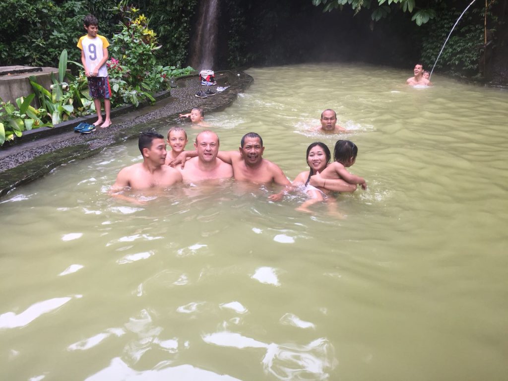 Una vacanza SPECIALE by Alessandro Salerno - Ourboox.com