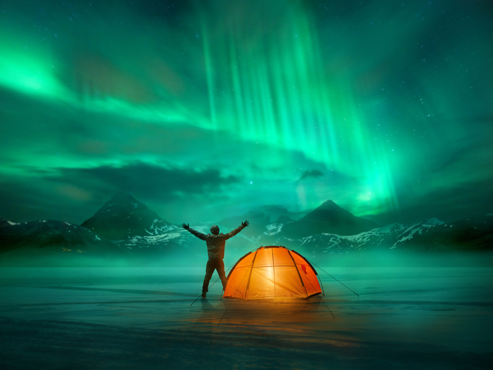 الشفق القطبي by Adriana Sakran - Ourboox.com