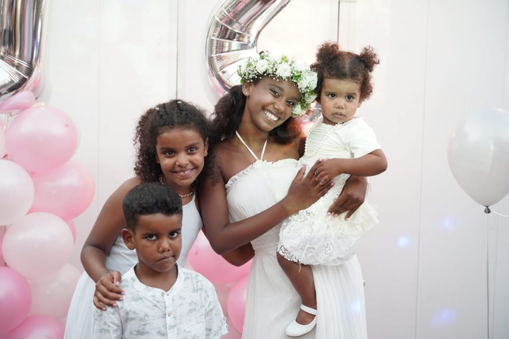 עבודת שורשים by SHIRA - Ourboox.com