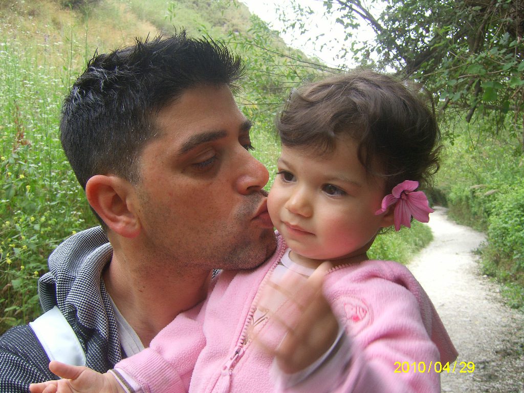 עבודת שורשים by ella - Ourboox.com