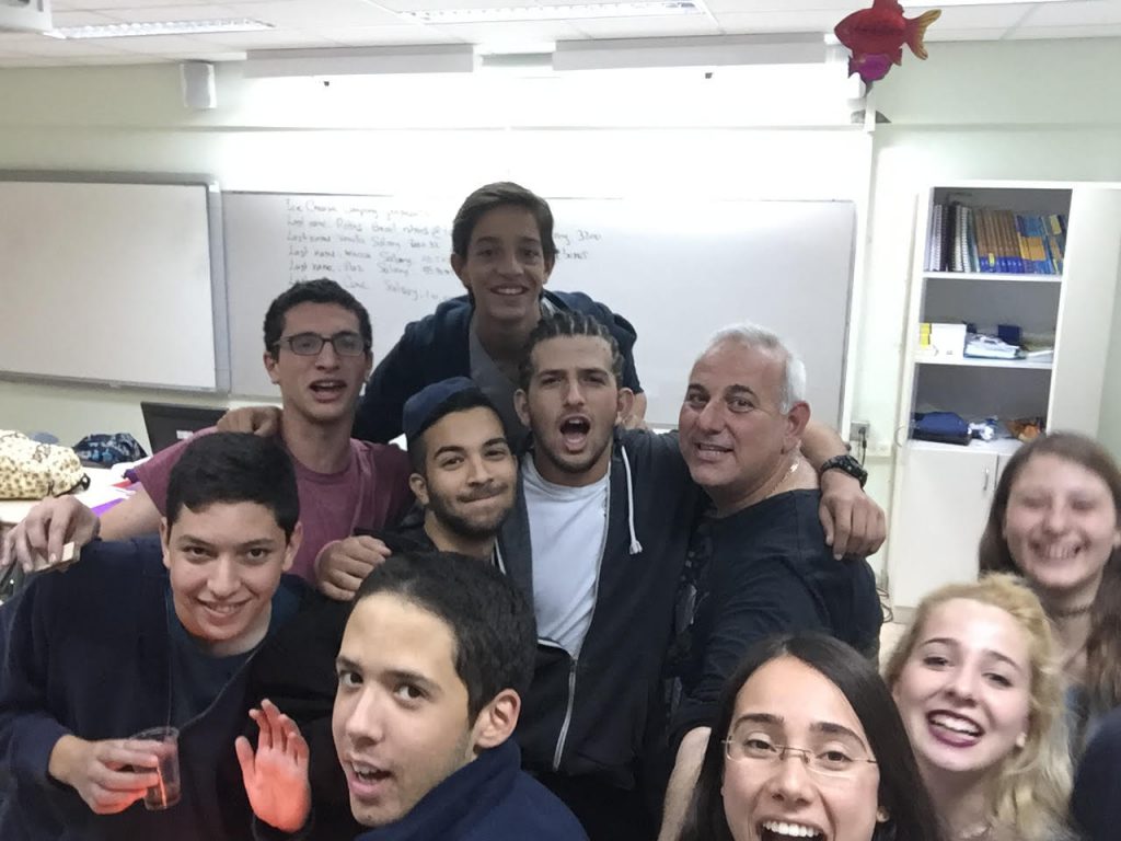 מגמת מדעי המחשב והנדסת תוכנה by Ariel Klefner - Ourboox.com