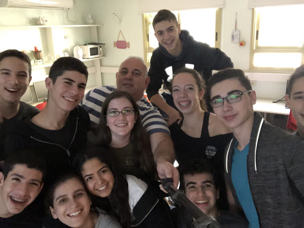 מגמת מדעי המחשב והנדסת תוכנה by Ariel Klefner - Ourboox.com