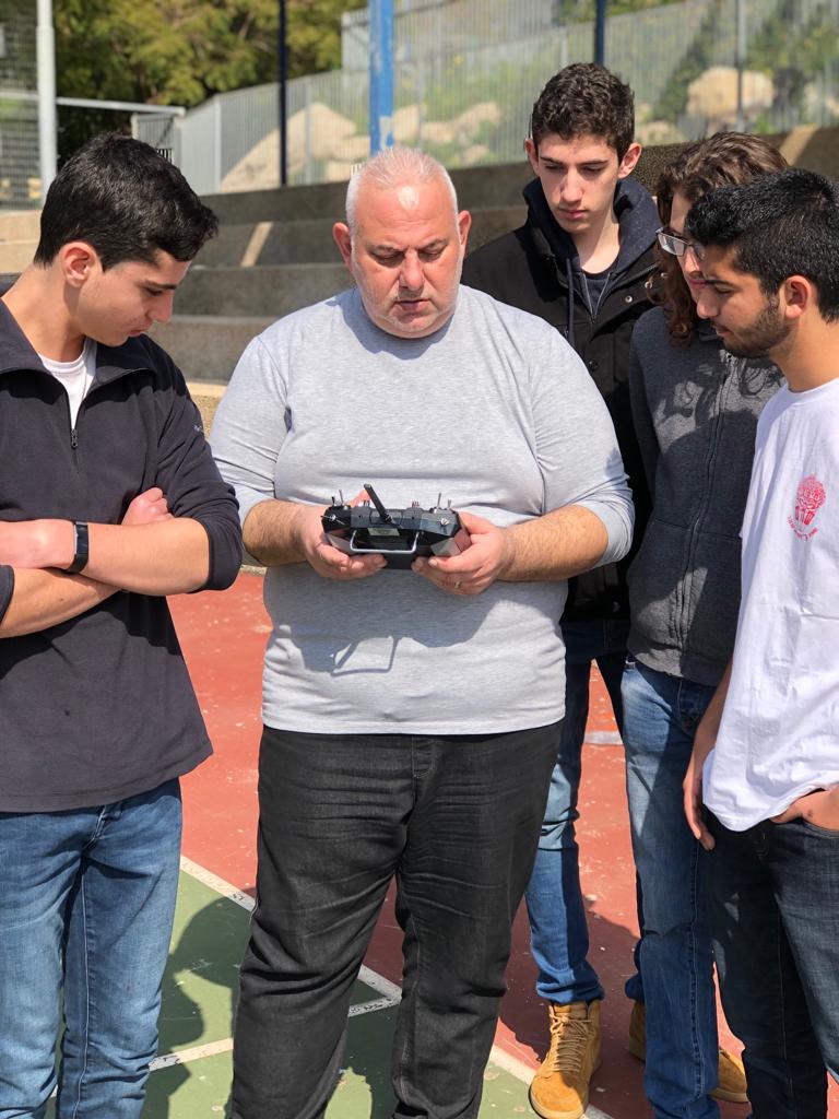 מגמת מדעי המחשב והנדסת תוכנה by Ariel Klefner - Ourboox.com