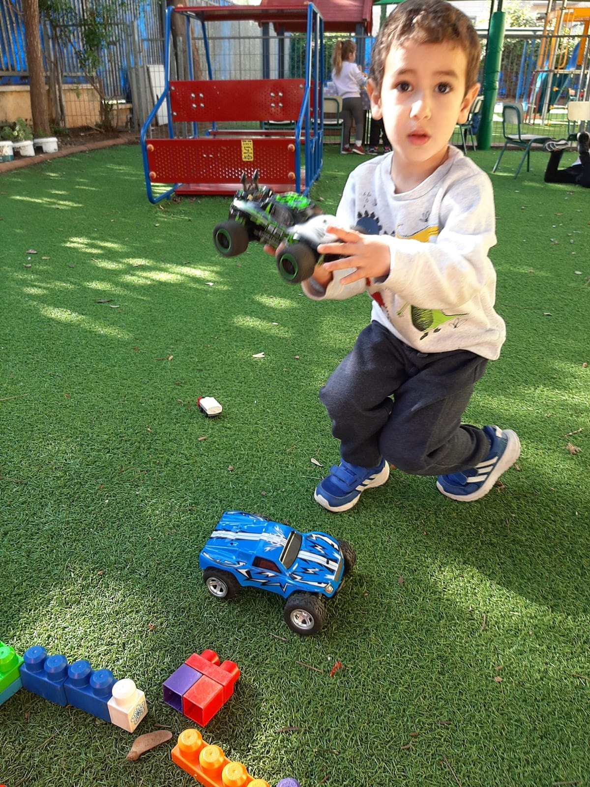 ינון by agam elmaliach - Ourboox.com