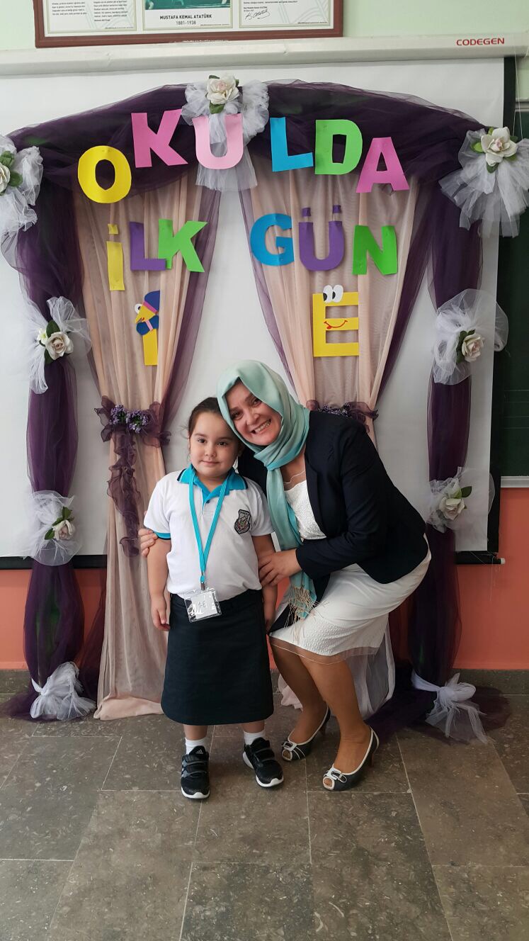 HEPİNİZİ ÇOK SEVİYORUM by hatice - Ourboox.com