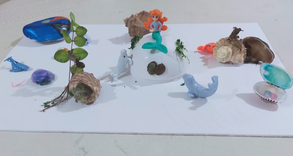 KÜÇÜK DENİZ KIZI by Ayça Yakar - Illustrated by Ayça Yakar - Ourboox.com