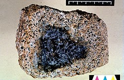 סוגי מתכות ושימושן by ori stemler - Illustrated by אורי סטמלר - Ourboox.com