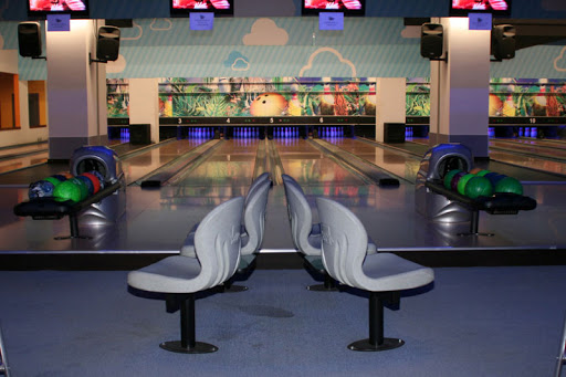 sport activity by Faris Maroun - Illustrated by ertertertre - Ourboox.com