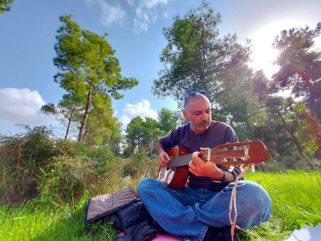 עבודת שורשים by Omer Teshuva - Illustrated by omer teshuva - Ourboox.com