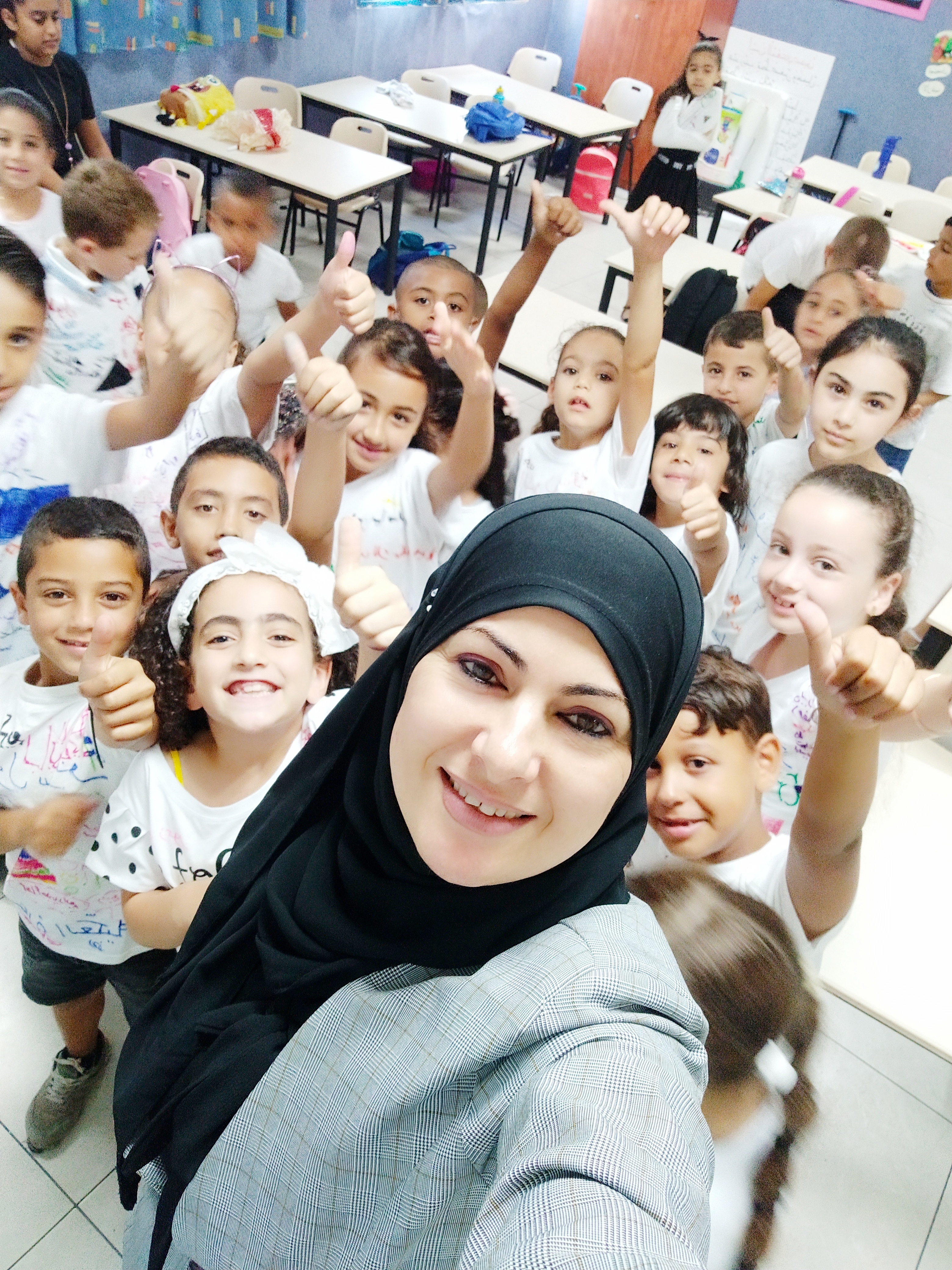 مدرسة المنارة by jihan - Illustrated by مقتطفات ومحطّات من السّيرة الذّاتيّة لمدرسة المنارة العكّيّة  - Ourboox.com