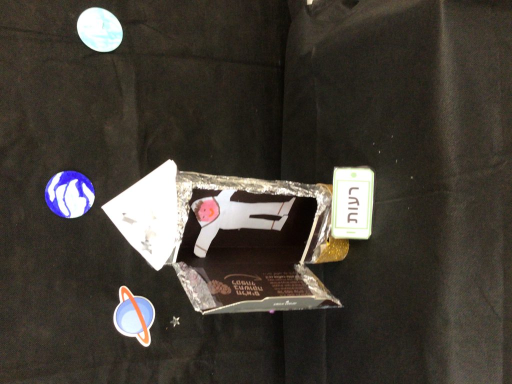 מסע בחלל by liliane sabika - Ourboox.com