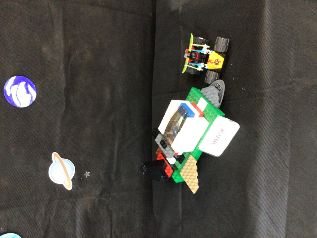 מסע בחלל by liliane sabika - Ourboox.com