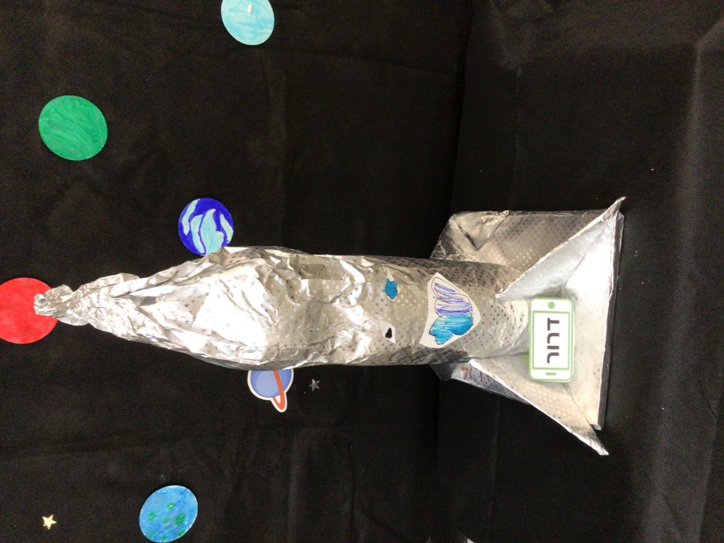 מסע בחלל by liliane sabika - Ourboox.com