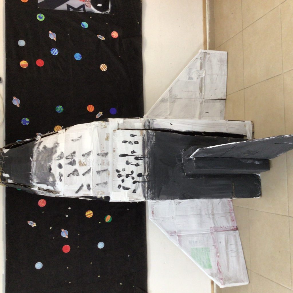 מסע בחלל by liliane sabika - Ourboox.com