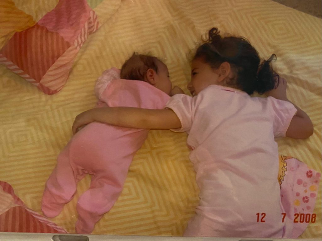 עבודת שורשים by Gali - Ourboox.com