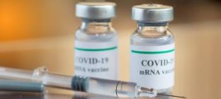 لقاح الكورونا تقنية ال mRNA by Tasneem - Illustrated by تسنيم حنيني - Ourboox.com