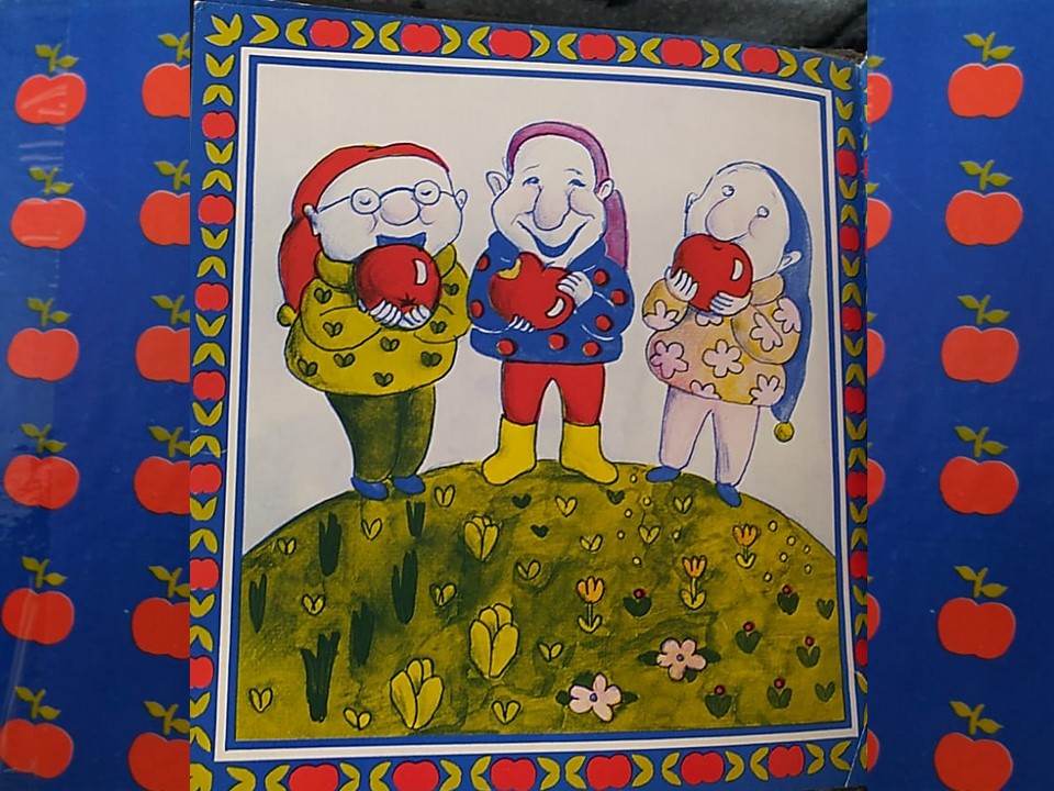 מר זוטא ועץ התפוחים by Limor Frieder - Ourboox.com