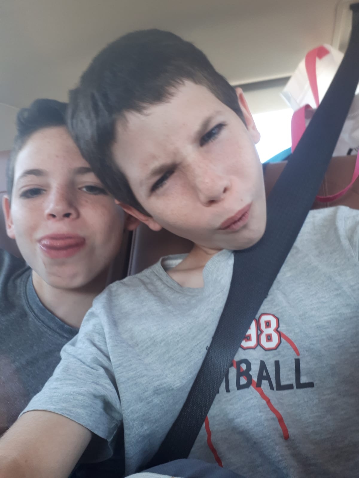 עבודת שורשים עידן שפיצר by Idan spitzer - Ourboox.com