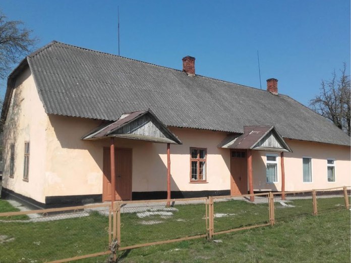 Памятки мало відомого с.Тулиголови by Roman - Ourboox.com