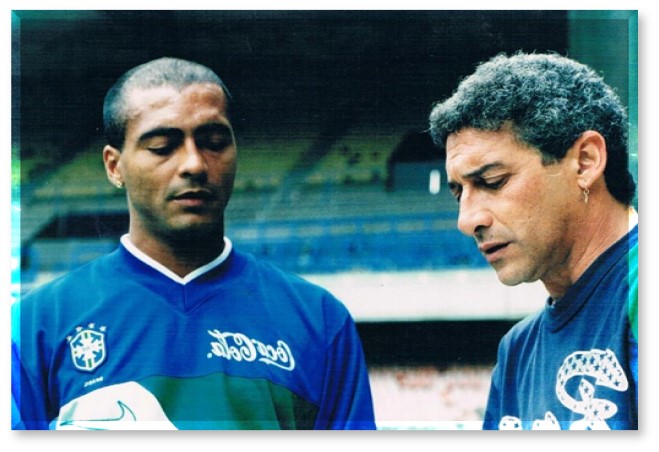 Salva talking to Romario at the brazil national team training, 1997.