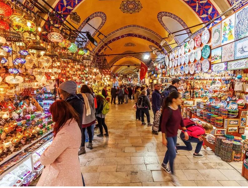 أماكن سياحية حول العالم by Ammar Abo Blal - Ourboox.com