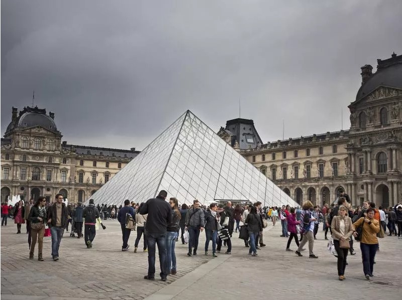 أماكن سياحية حول العالم by Ammar Abo Blal - Ourboox.com