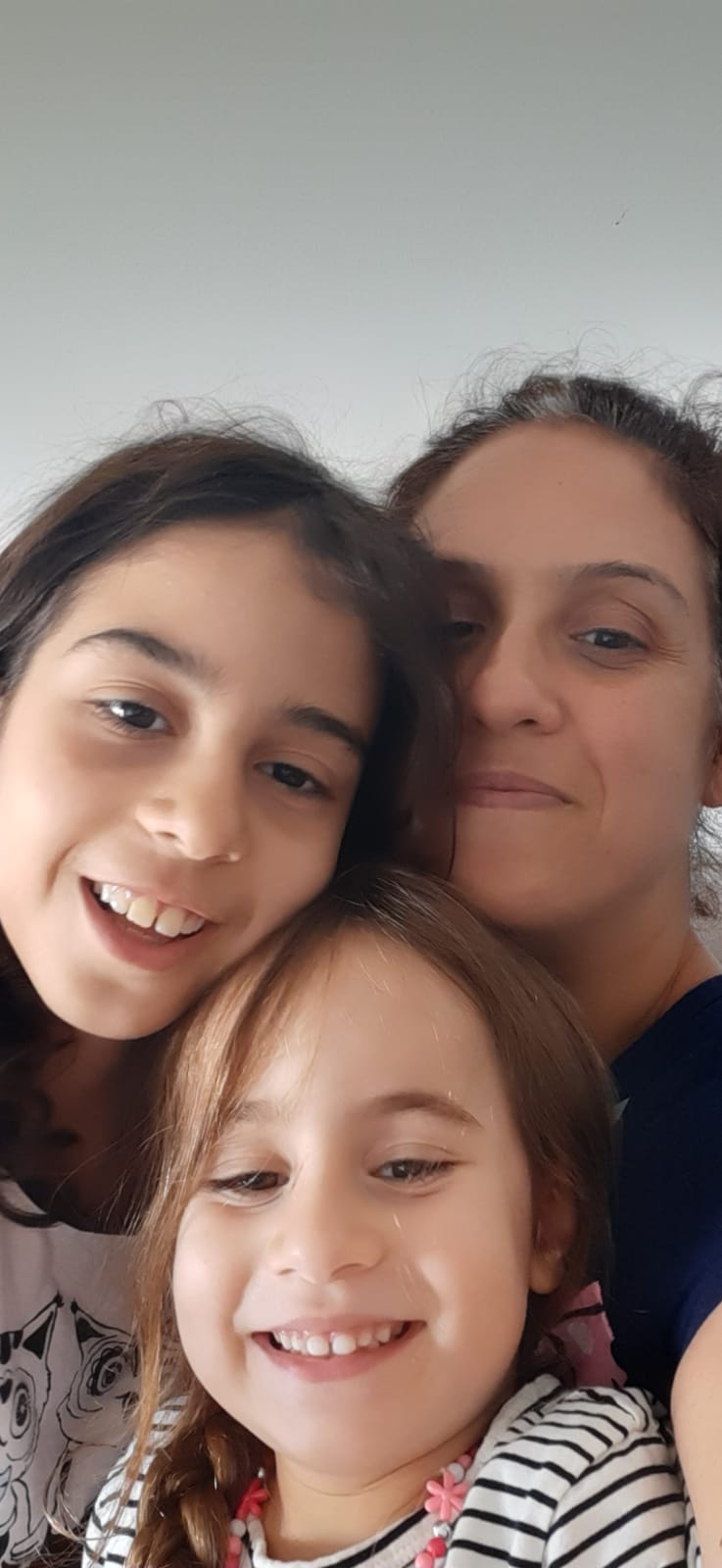 מי אתם משפחת חקשור? by Moran shalem - Ourboox.com