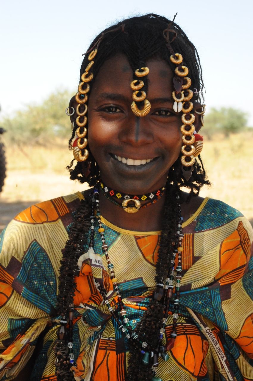 IMAGES FROM THE WORLD PEOPLE by RANIN HALLOUN - Ourboox.com