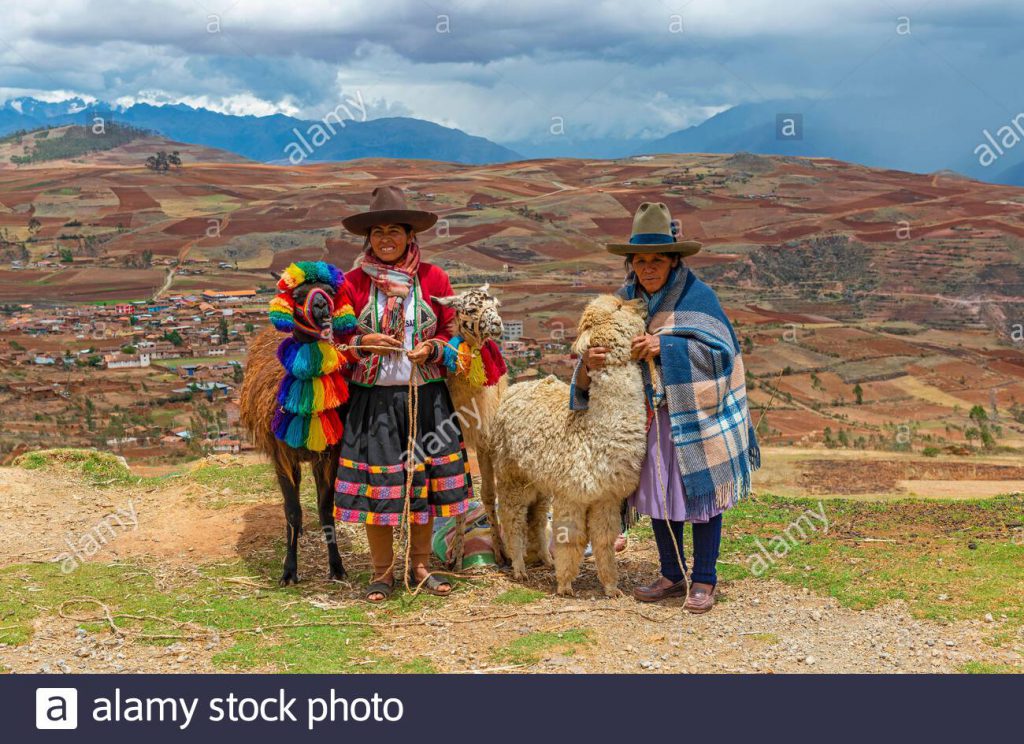 IMAGES FROM THE WORLD PEOPLE by RANIN HALLOUN - Ourboox.com