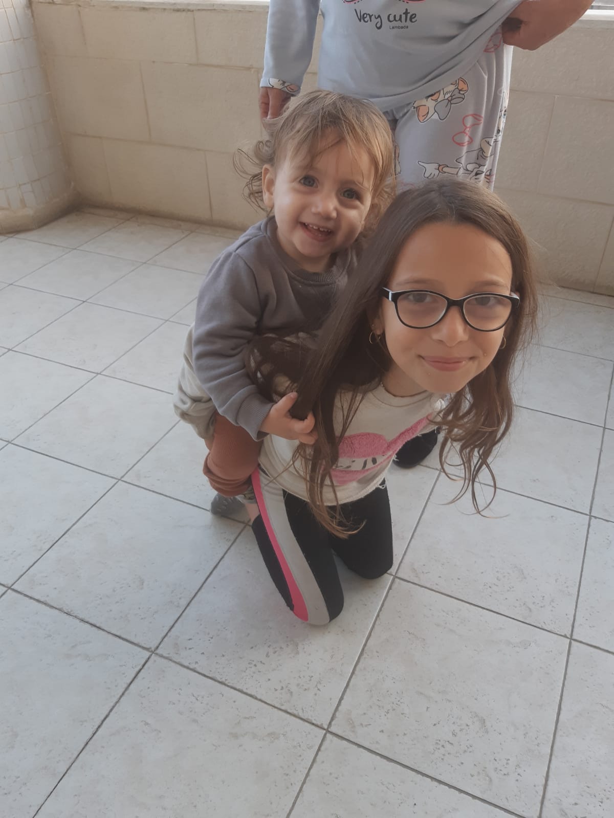 כולנו ביחד משפחה אחת : משפחת כיתה ג/1 בבית ספר השחף by ariela saada - Ourboox.com