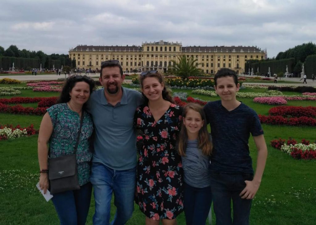 משפחת ו’2 by Tamar Hartuv - Ourboox.com