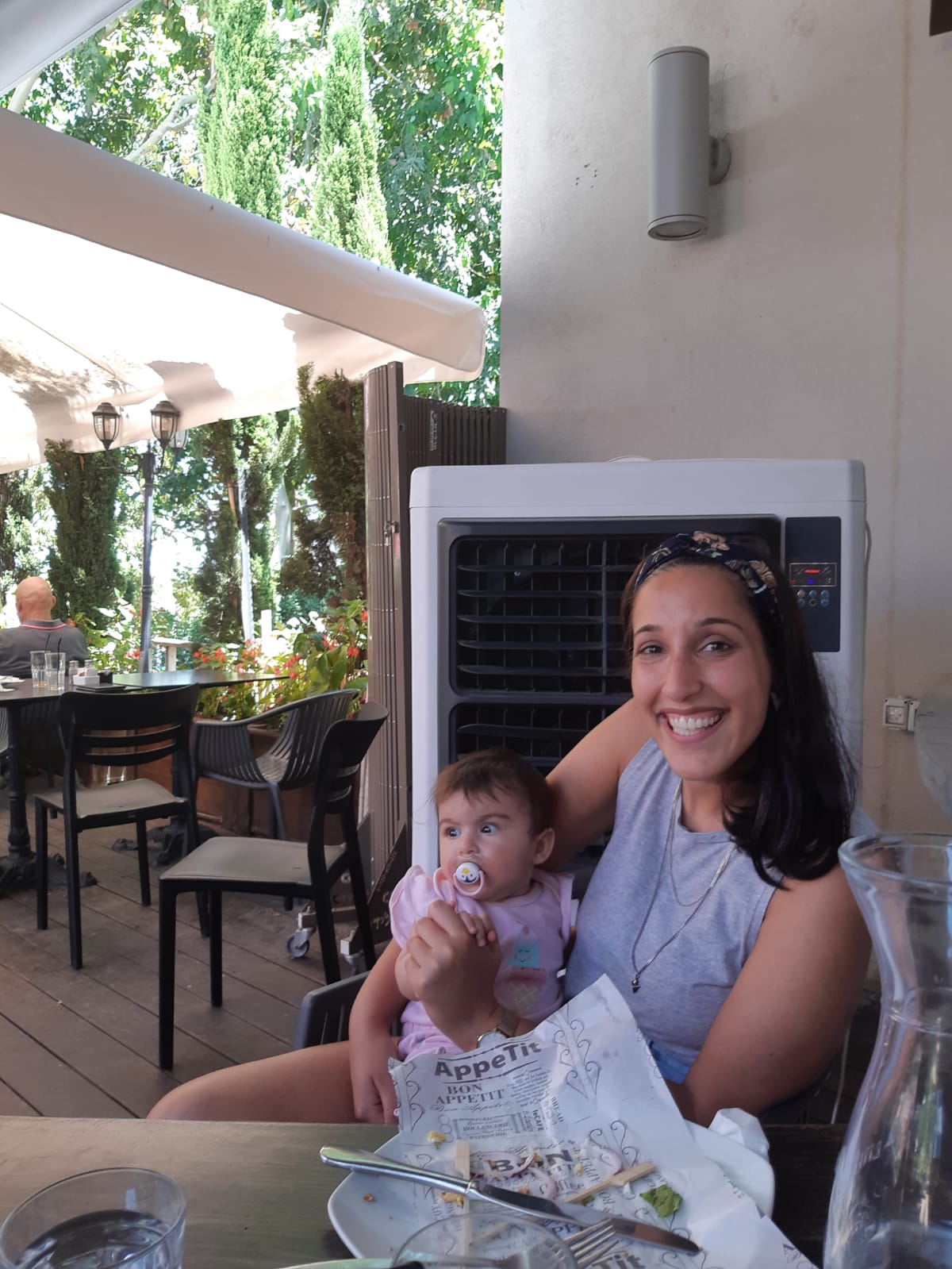 אלבום התמונות של שיר by sharon - Ourboox.com