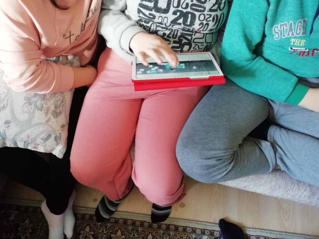 Deneyle Oynuyor Bilimle Öğreniyorum Projesi  11 Şubat “Bilimde Kadın ve Kız Çocukları Uluslararası Günü”Puzzle Çalışmaları by ESRA KALEM - Ourboox.com