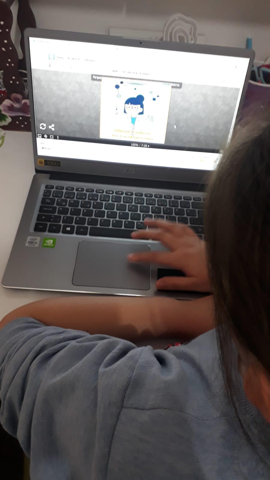 Deneyle Oynuyor Bilimle Öğreniyorum Projesi  11 Şubat “Bilimde Kadın ve Kız Çocukları Uluslararası Günü”Puzzle Çalışmaları by ESRA KALEM - Ourboox.com