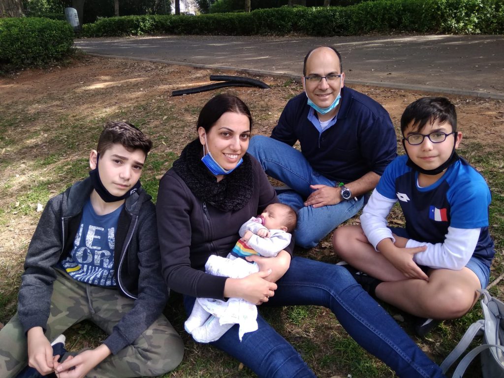 אלבום התמונות של שיר by sharon - Ourboox.com