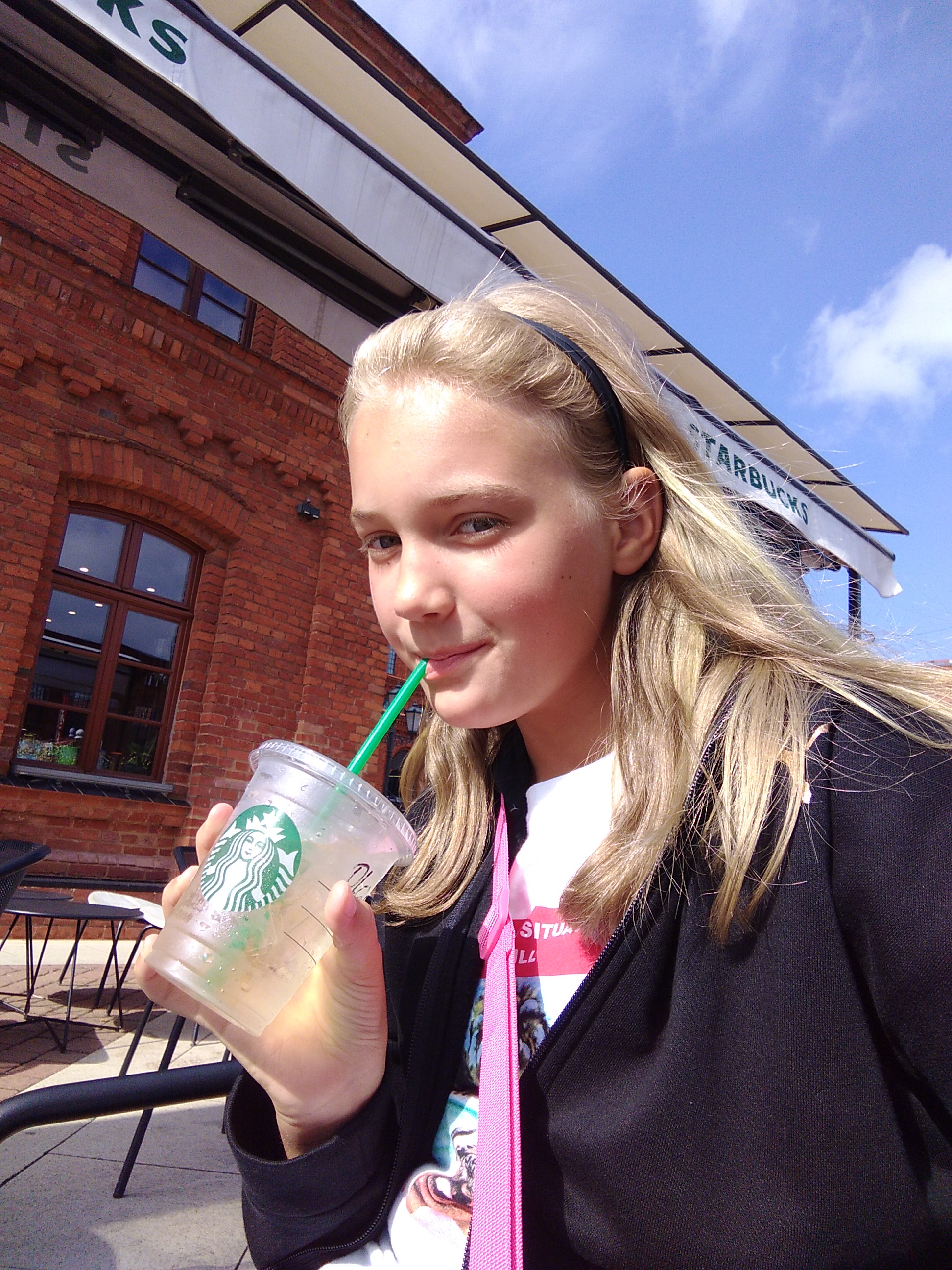 Ja by Aleksandra Felton - Ourboox.com