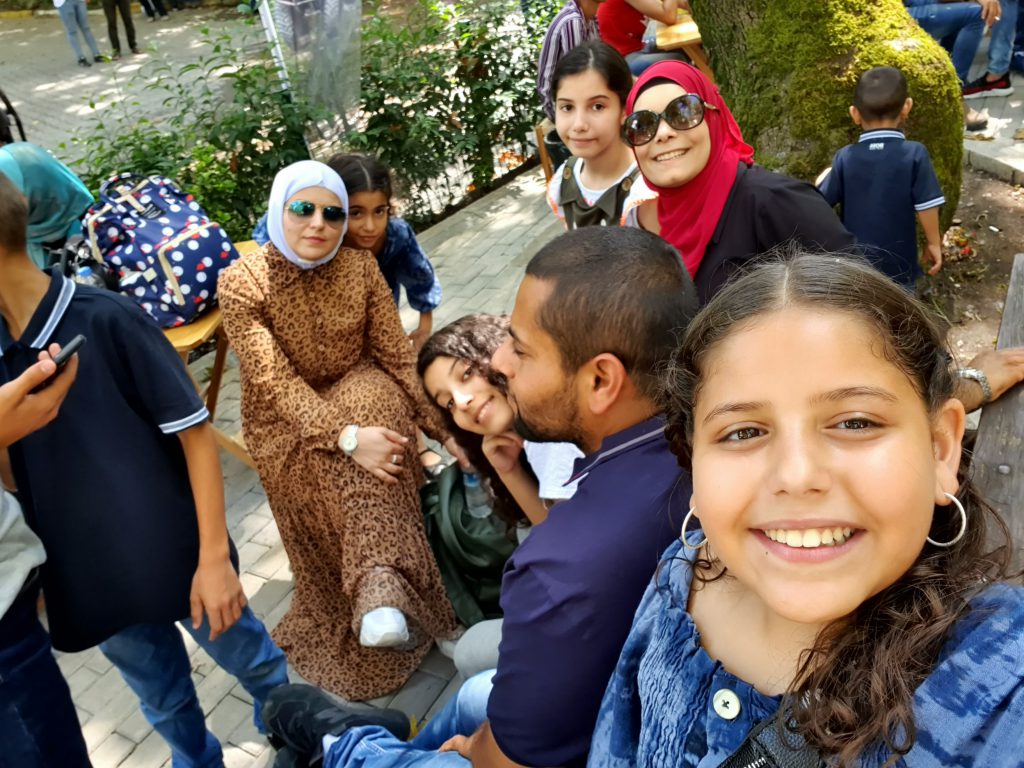 عائلتي by mariam abd alkadr - Ourboox.com