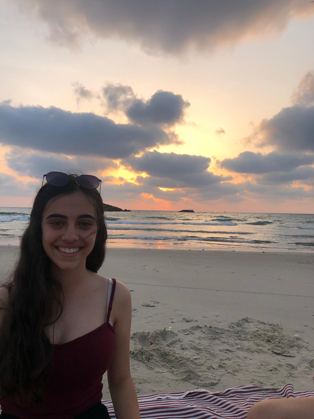 שורשים by itamar - Illustrated by איתמר סגל - Ourboox.com