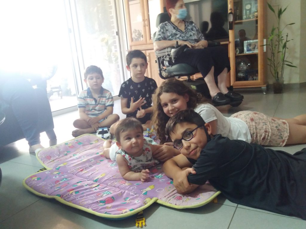 אלבום התמונות של שיר by sharon - Ourboox.com