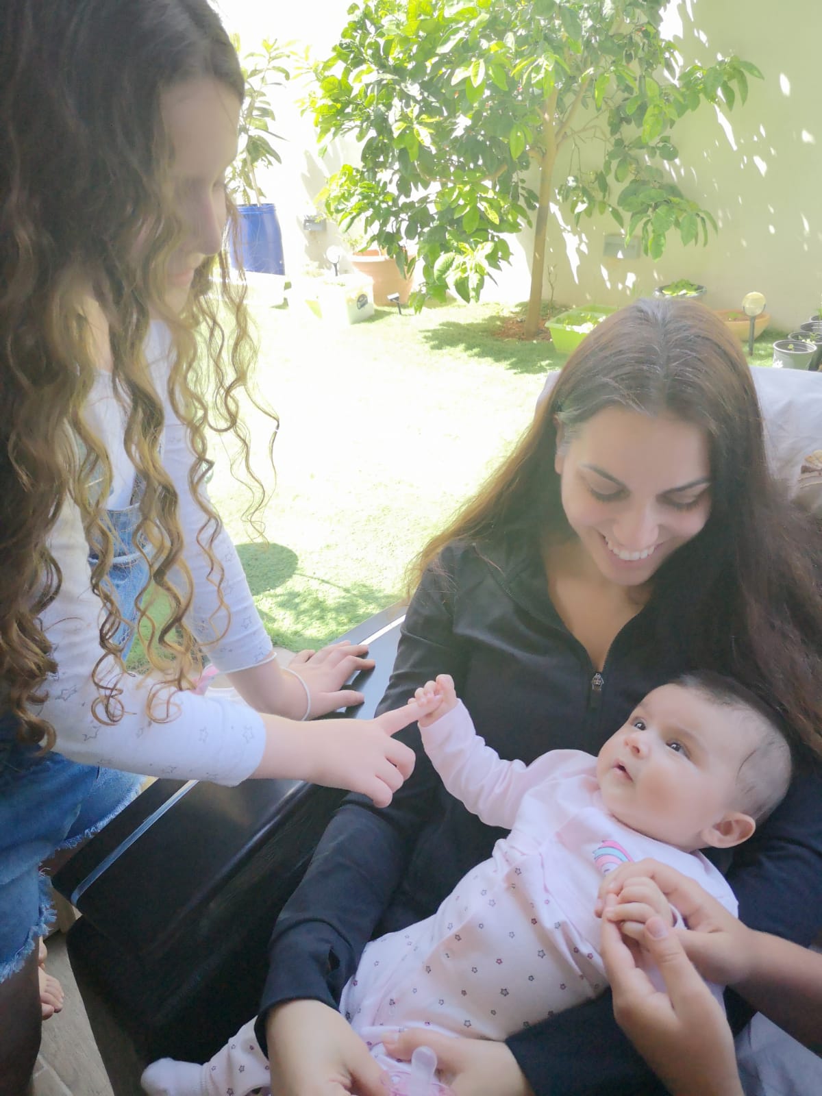 אלבום התמונות של שיר by sharon - Ourboox.com