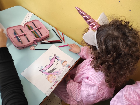 Bocca, denti……tanto gioco! by Patrizia Scalabrino - Ourboox.com