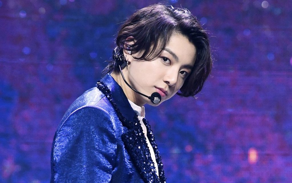 K-POP by Veronica Arhail - Ourboox.com