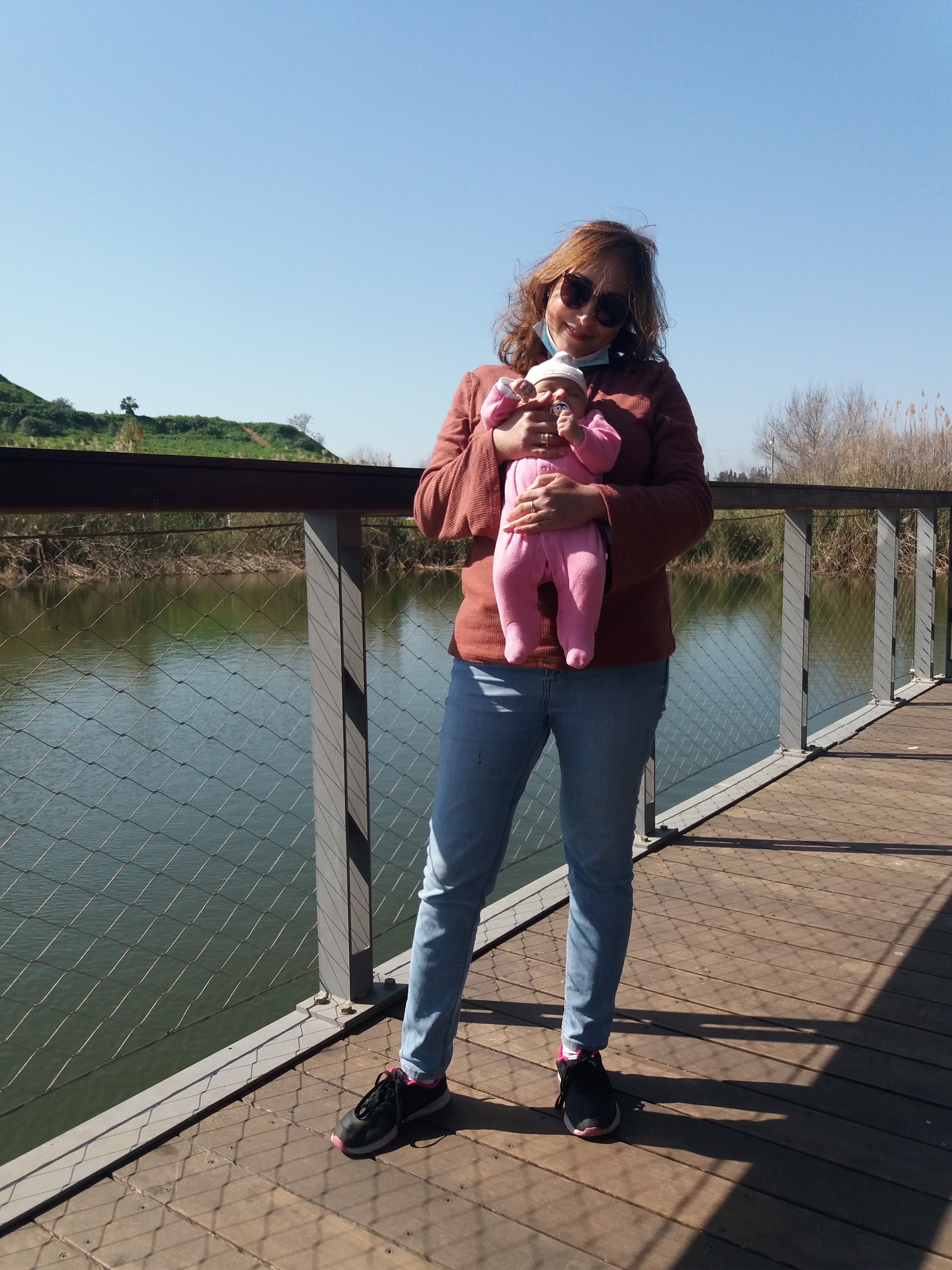 אלבום התמונות של שיר by sharon - Ourboox.com