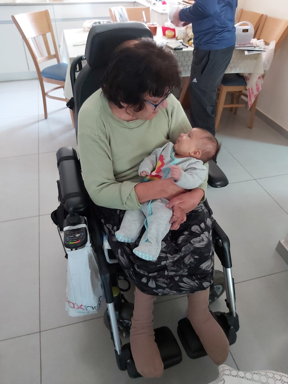 אלבום התמונות של שיר by sharon - Ourboox.com