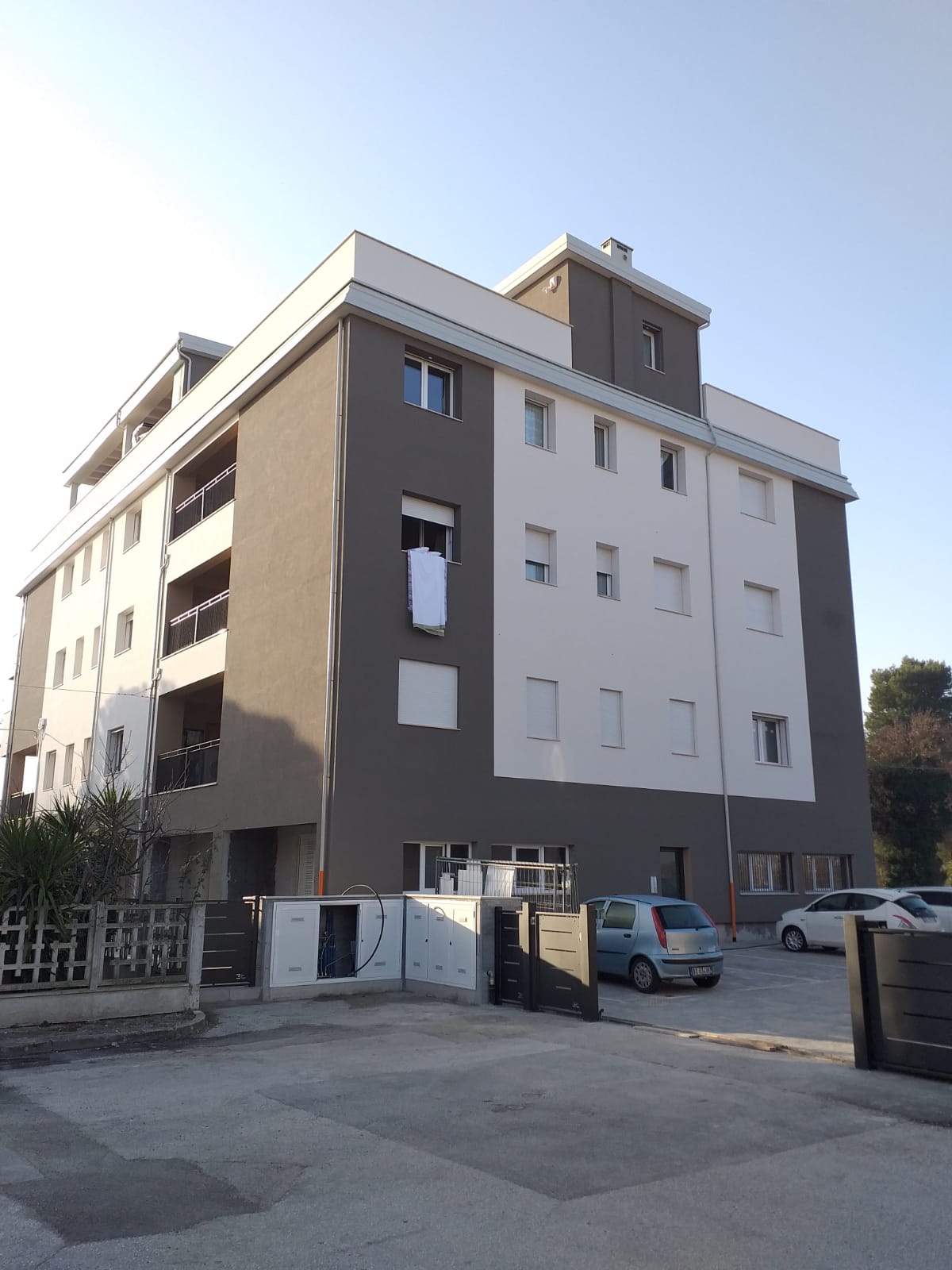 This is me by Tommaso Pieroni - Ourboox.com