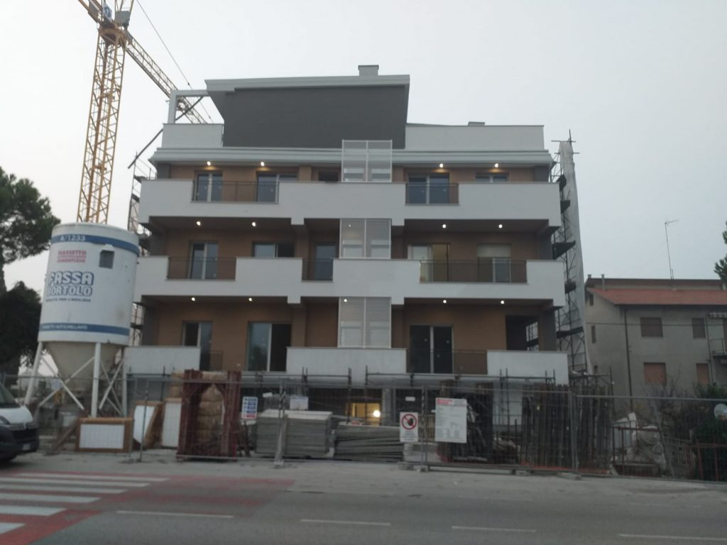 This is me by Tommaso Pieroni - Ourboox.com