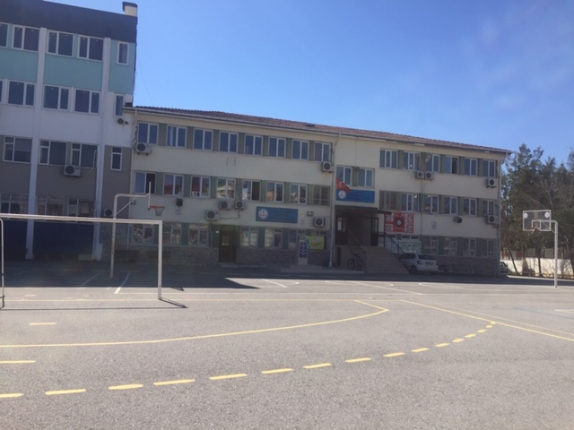 My sweet school’s presentation by BURCU - Ourboox.com