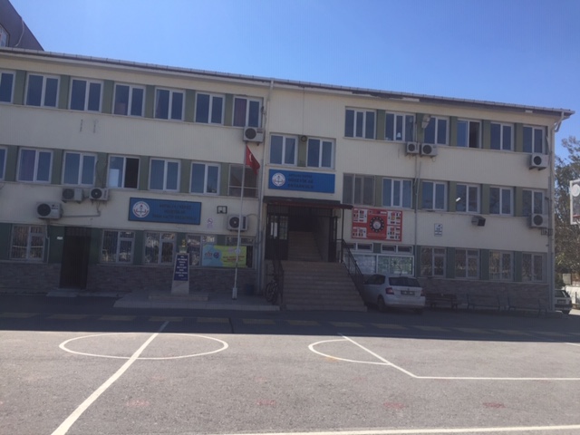 My sweet school’s presentation by BURCU - Ourboox.com